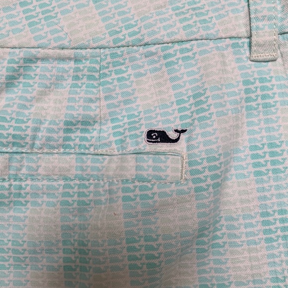 Vineyard vines shorts - Picture 3 of 4